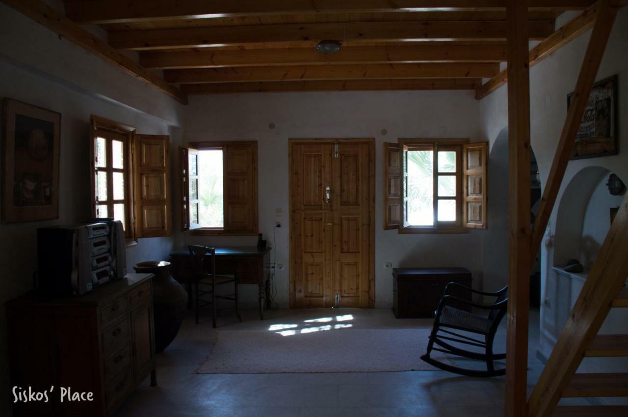 Siskosplace Koloumpos Extérieur photo